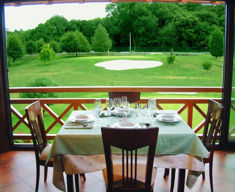Hotel Aldama Golf Quintana de Llanes Exteriör bild
